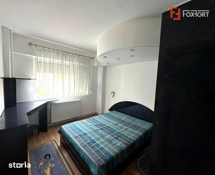 Apartament cu 2 camere semidecomandat, mobilat în Micălaca