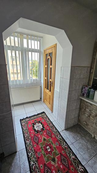 Vand apartament 3 camere in Obcini - 4