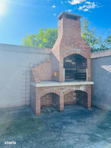 Casă cu 3 camere cu Teren 300 Mp în Brazi