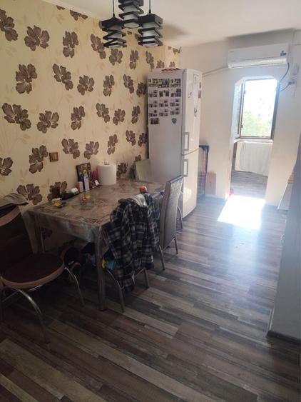 Apartament cu 2 camere decomandat în Exterior Vest