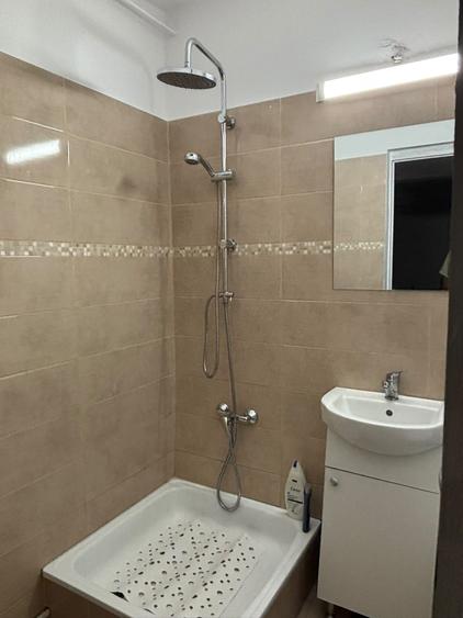 Apartament cu 2 camere în Berceni