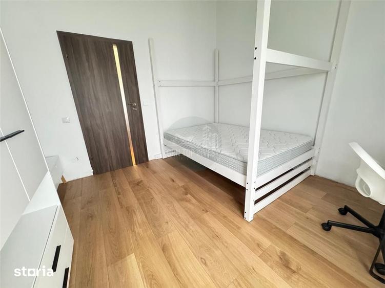 Apartament cu 4 camere în Central