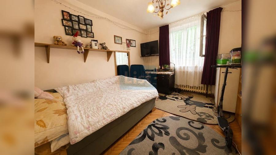 Apartament cu 3 camere semidecomandat în Gheorgheni — fotografia 3