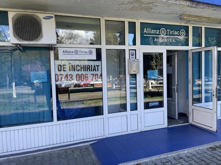 Spațiu comercial, de 125 mp, în Petros