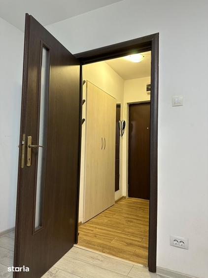 Apartament cu 3 camere în Drumul Taberei