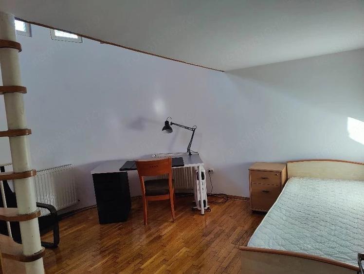 Apartament cu 3 camere decomandat în Beller