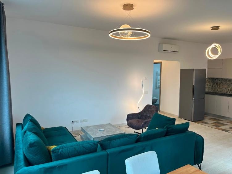 Apartament cu 3 camere decomandat în Take Ionescu