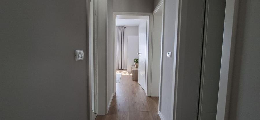 Duplex cu 3 camere cu Canalizare în Dumbrăvița
