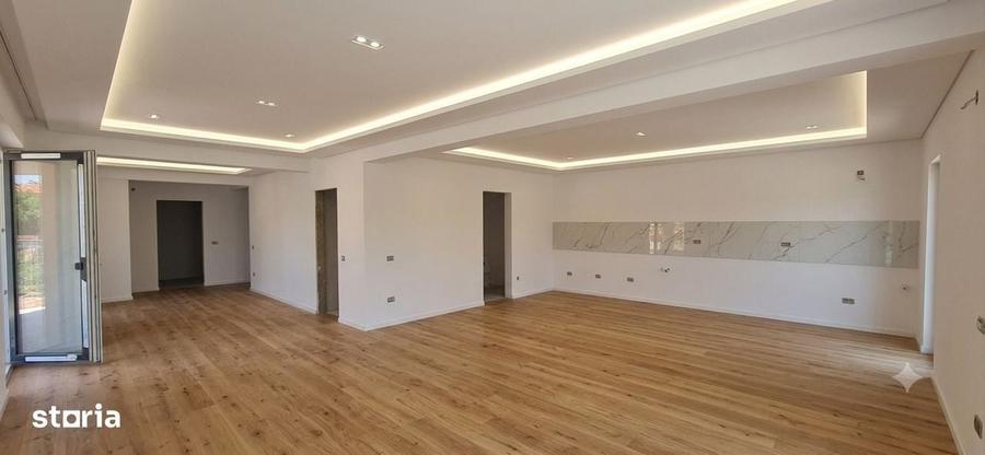 Casă cu 4 camere în Domnești
