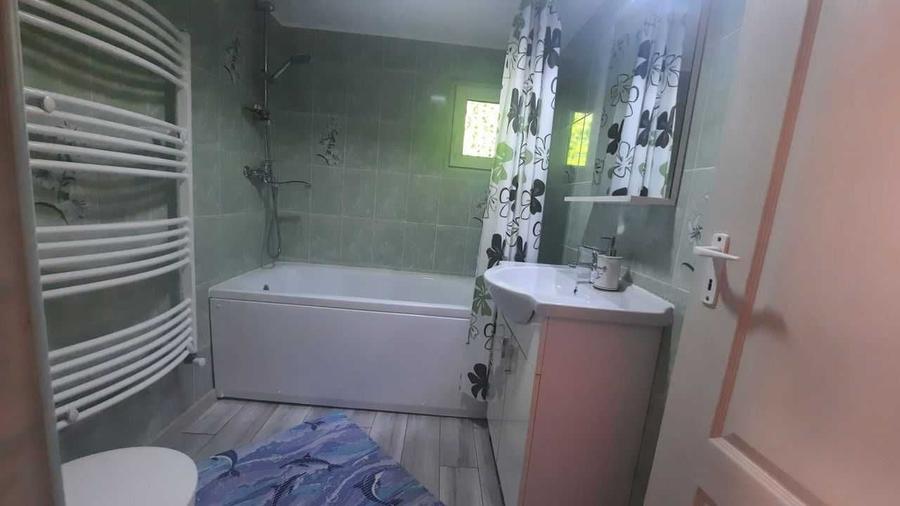 Casă cu 3 camere în Praid