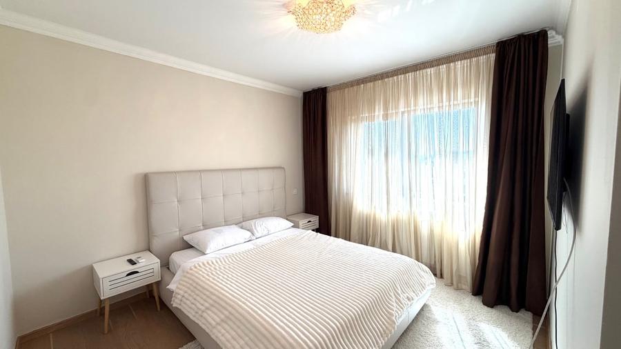 Apartament cu 3 camere decomandat, mobilat în Tei