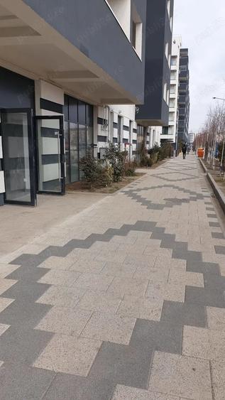 Spațiu comercial, de 55 mp, în Militari