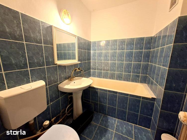 Apartament cu 3 camere decomandat în Tătărași