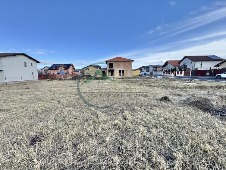 Teren Construcții intravilan de 949.01000976562 mp, în Sânpetru