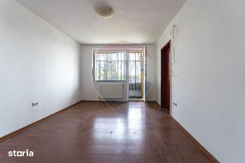 Apartament cu 2 camere semidecomandat în Central