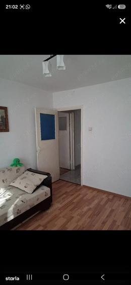 Apartament cu 2 camere decomandat, mobilat în Negru Vodă