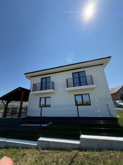 Casă cu 3 camere în Central