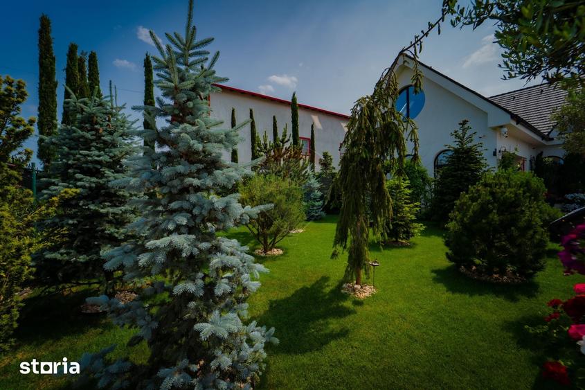 Casă cu 5 camere cu Teren 1000 Mp în Cumpăna
