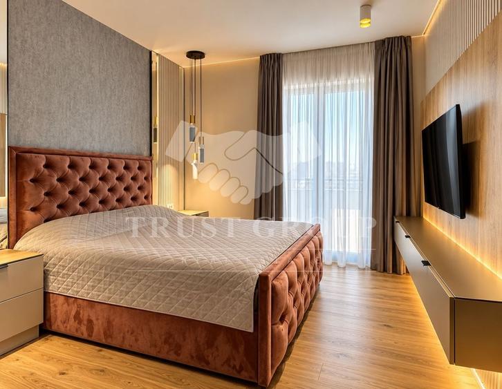 Apartament cu 5 camere decomandat, mobilat în Ștefan cel Mare