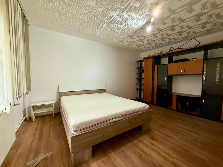 Apartament cu 2 camere decomandat, mobilat în Vitan Mall