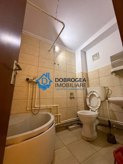 Casă individuală cu 10 camere cu Canalizare în Dallas
