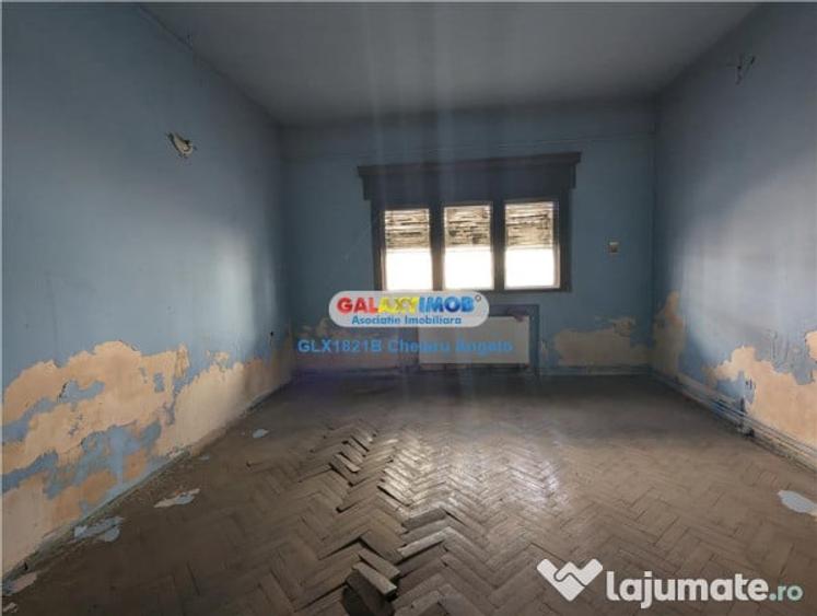 Casă cu 5 camere cu Teren 470 Mp în Unirii