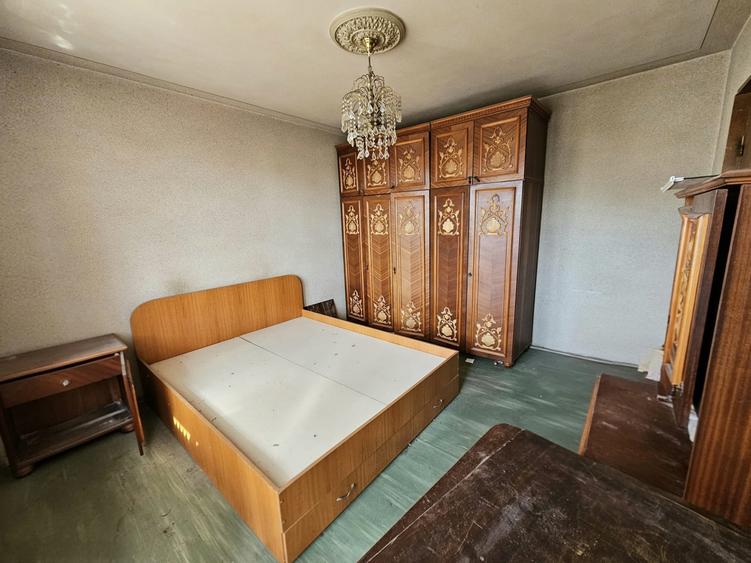 Apartament cu 3 camere în Lujerului
