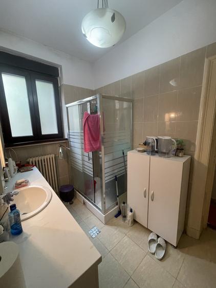 Apartament cu 2 camere decomandat, mobilat în Capitale