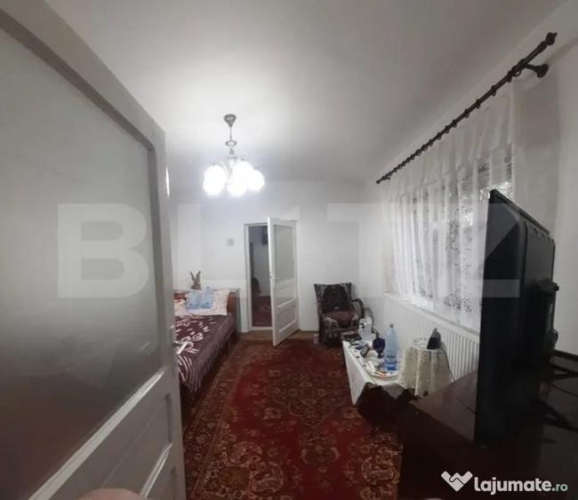 Casă cu 3 camere cu Teren 143 Mp în Central