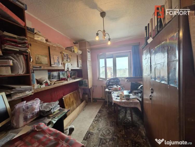 Apartament cu 4 camere, etaj 5/8, zona Micalaca - Arad (Arad) - 3