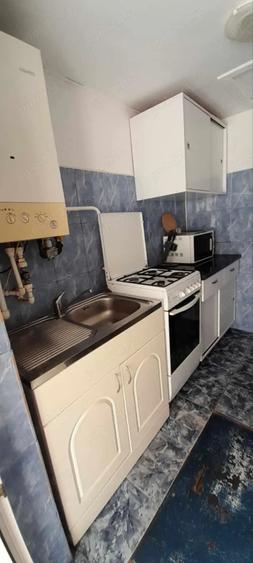 Casă cu 3 camere cu Teren 100 Mp în Central