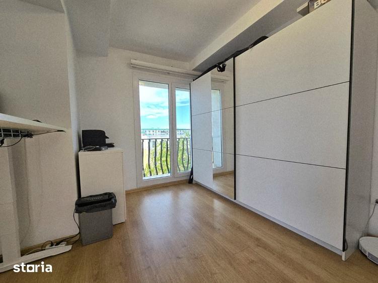 Apartament cu 3 camere semidecomandat în Ștefăneștii de Jos