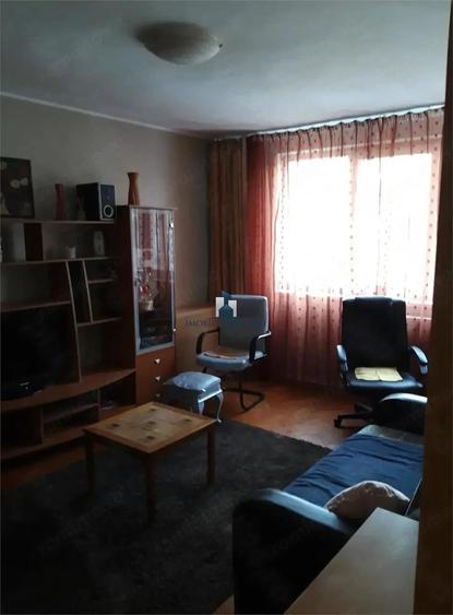 Apartament cu 2 camere decomandat în Berceni
