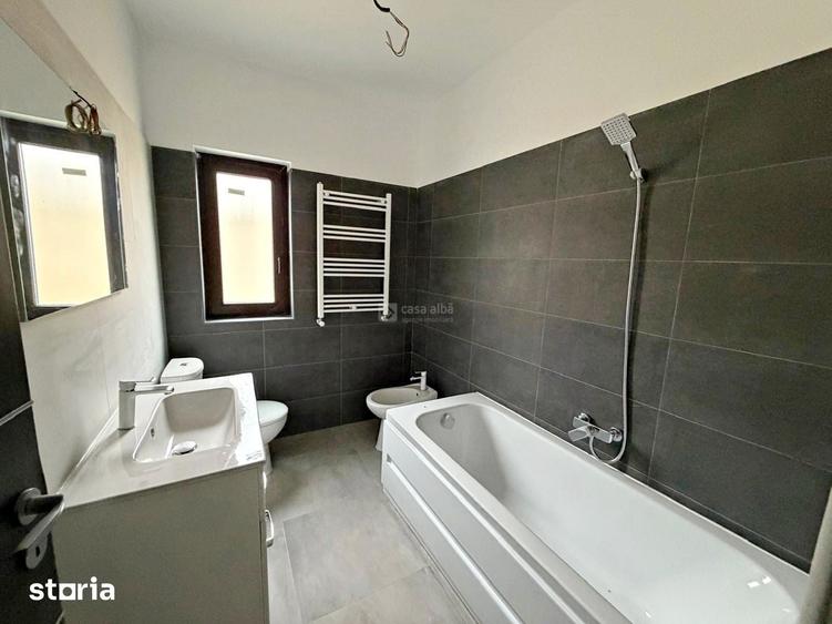 Casă cu 4 camere cu Teren 210 Mp în Valea Lupului