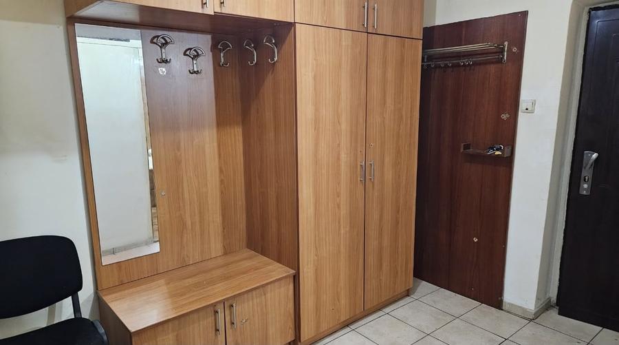 Garsonieră decomandată în Lacul Tei