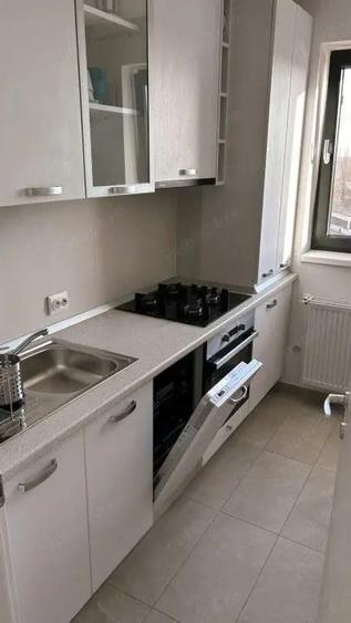 Apartament cu 2 camere decomandat, mobilat în Theodor Pallady