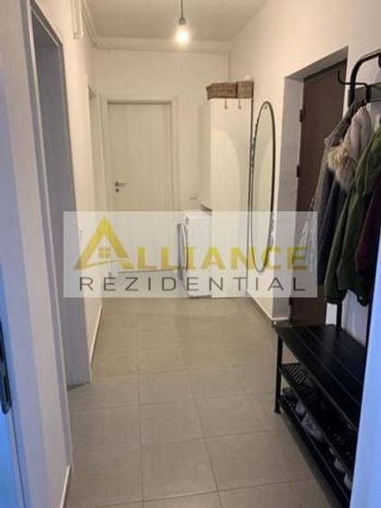 Apartament cu 2 camere decomandat în Central — fotografia 1