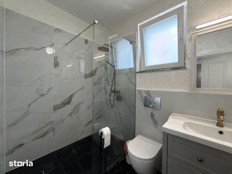 Casă cu 4 camere cu Teren 275 Mp în Central