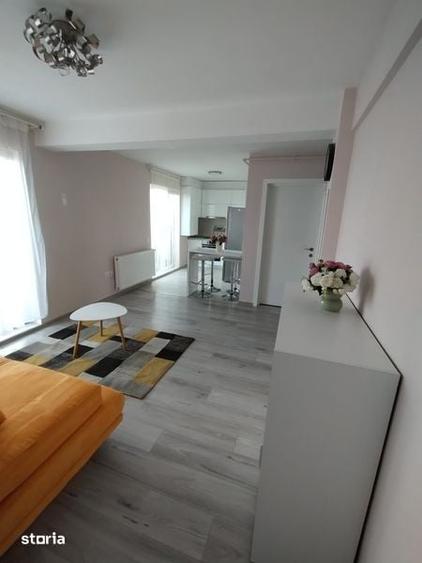 Inchiriez apartament pt untold - 4