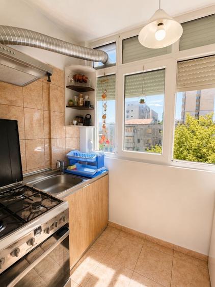 Apartament cu 2 camere decomandat în Exterior Vest