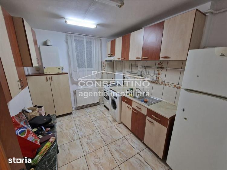 Apartament cu 3 camere în Micro 3