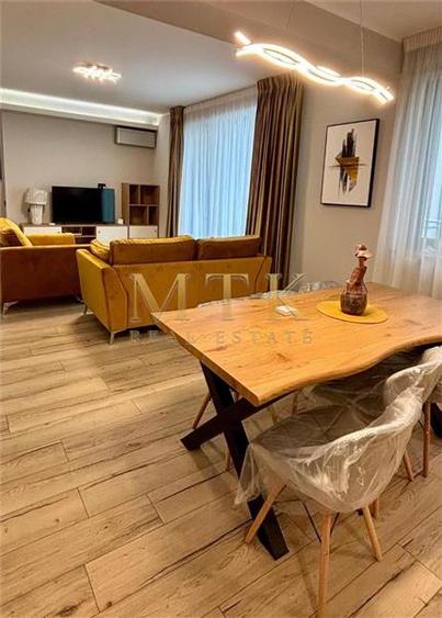 Apartament cu 3 camere decomandat, mobilat în Dorobanți