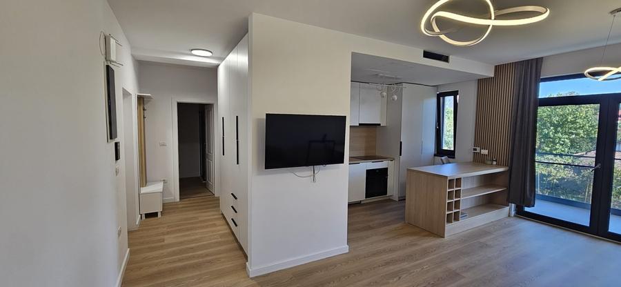 Apartament cu 2 camere decomandat în Cetății