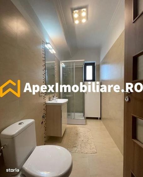 Apartament cu 3 camere decomandat în Tei