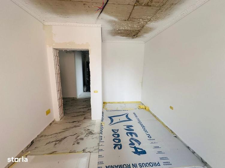 Apartament cu 7 camere în Roșu