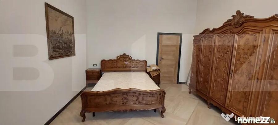 Apartament cu 2 camere decomandat, mobilat în Central