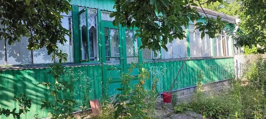 Casă cu 2 camere cu Teren 1511 Mp în Dolina