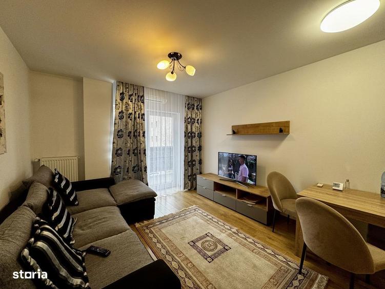 Apartament cu 2 camere, mobilat în Soarelui
