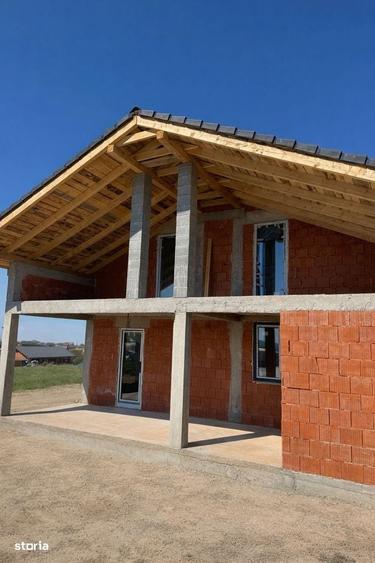 Casă cu 3 camere în Cordău