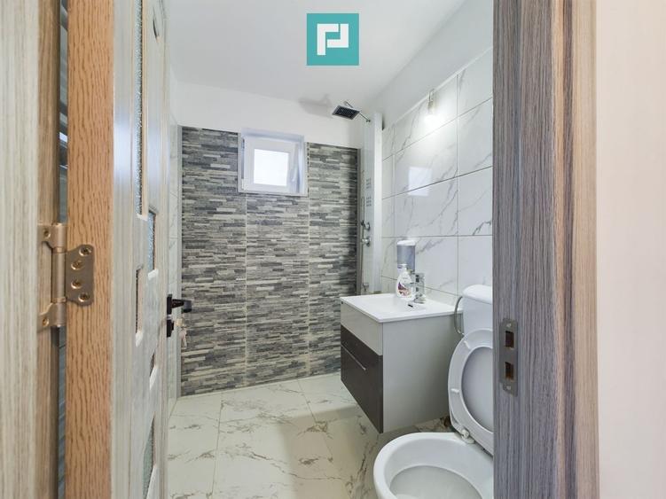 Apartament cu 3 camere semidecomandat în Aurel Vlaicu
